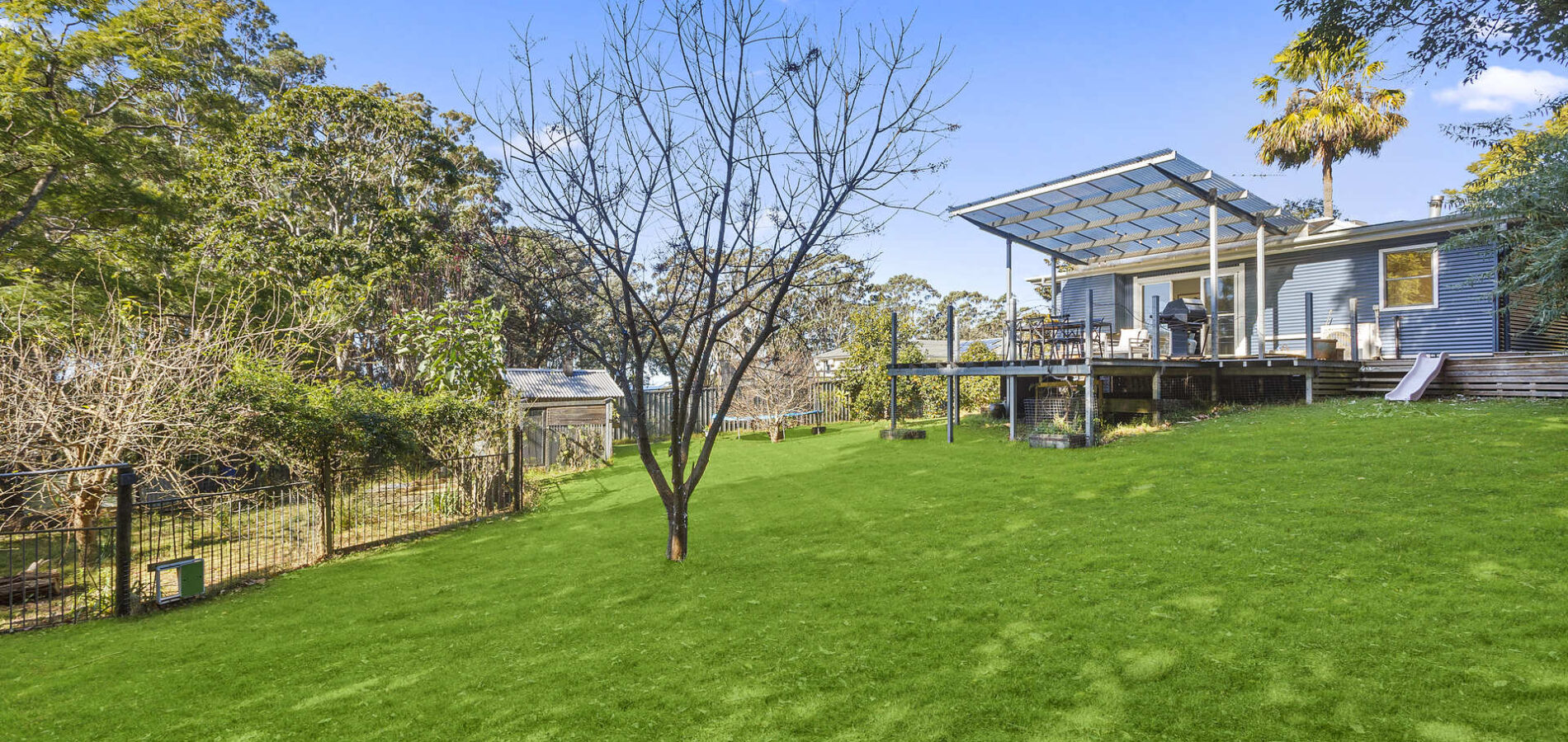 43 Princes Highway, Thirroul