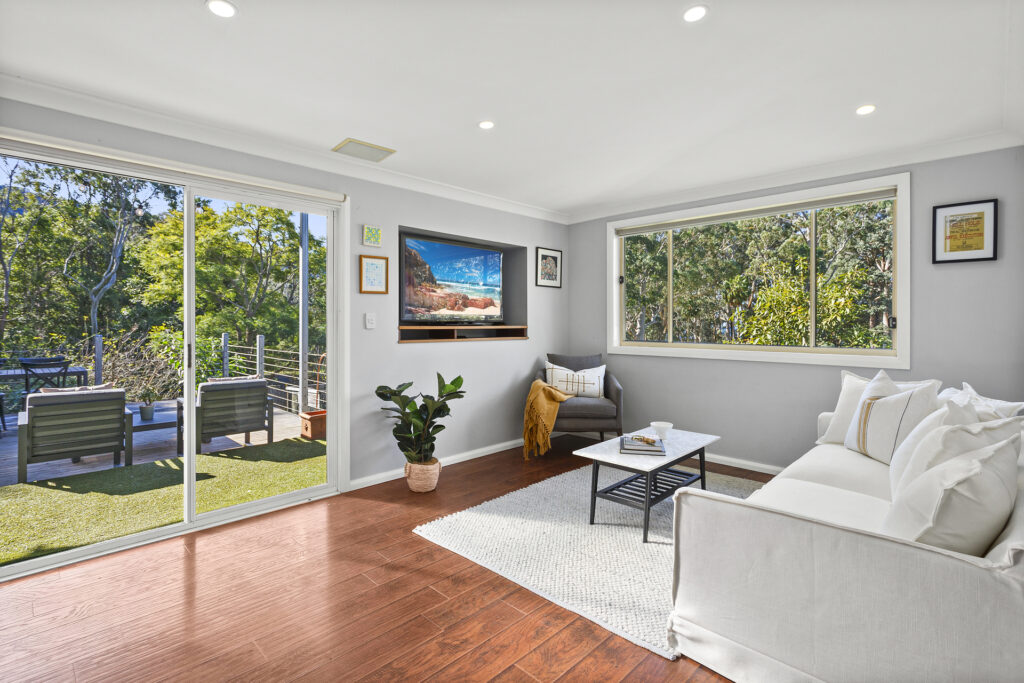 Sold - 43 Princes Highway - New Property in Thirroul - Real Estate by Vanessa Denison-Pender