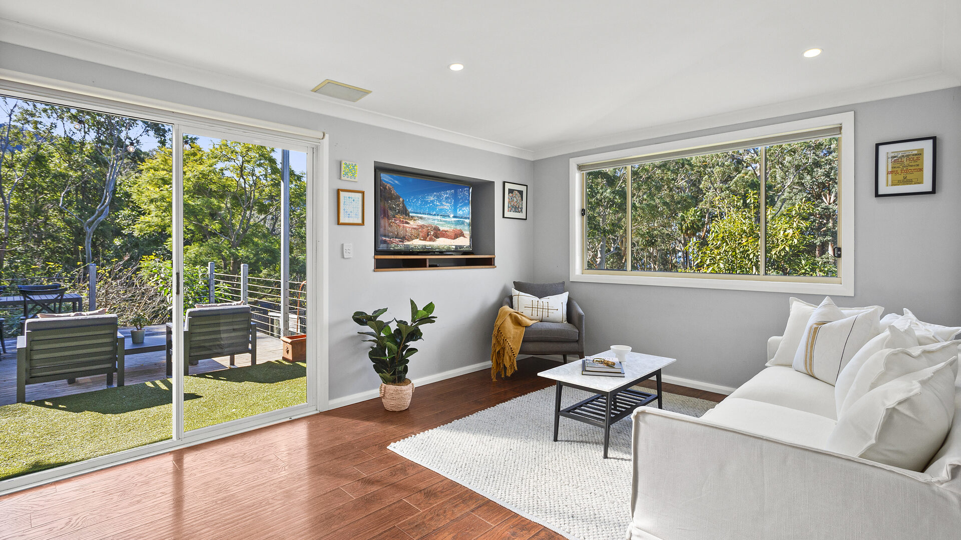 Sold - 43 Princes Highway - New Property in Thirroul - Real Estate by Vanessa Denison-Pender