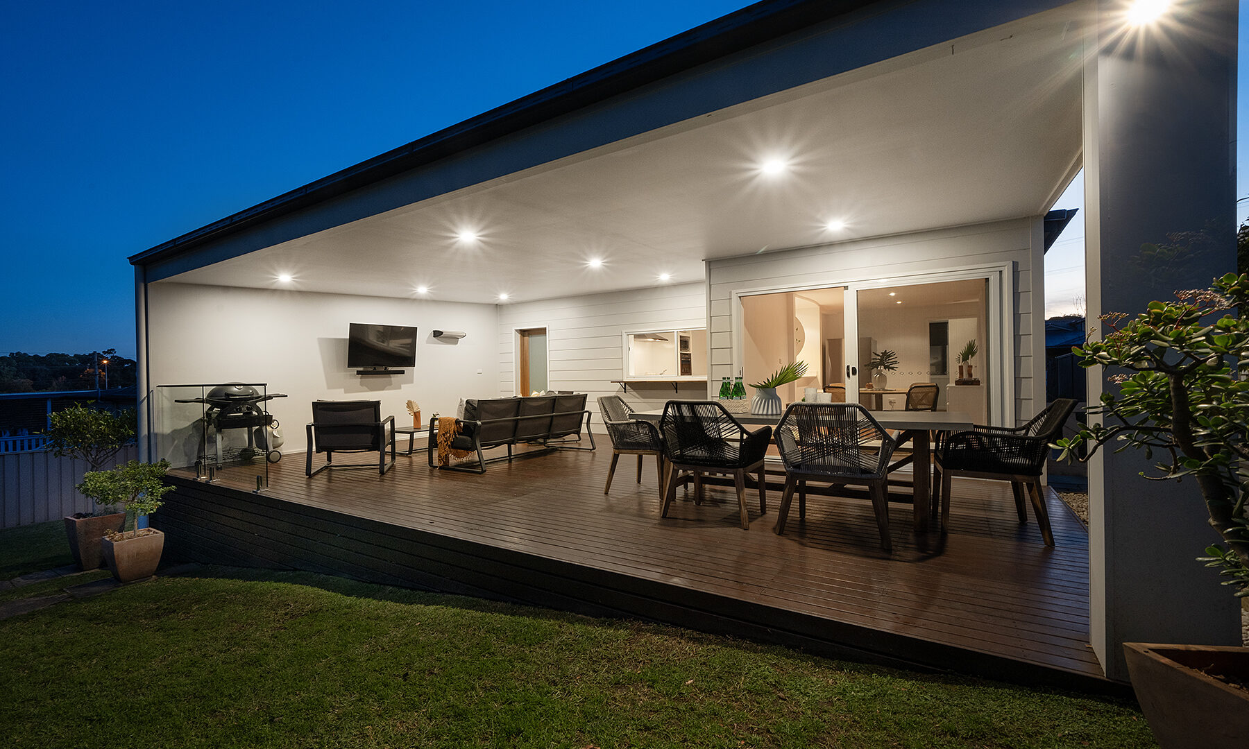 77 Taronga Avenue, Mount Saint Thomas NSW 2500 - McGrath Illawarra