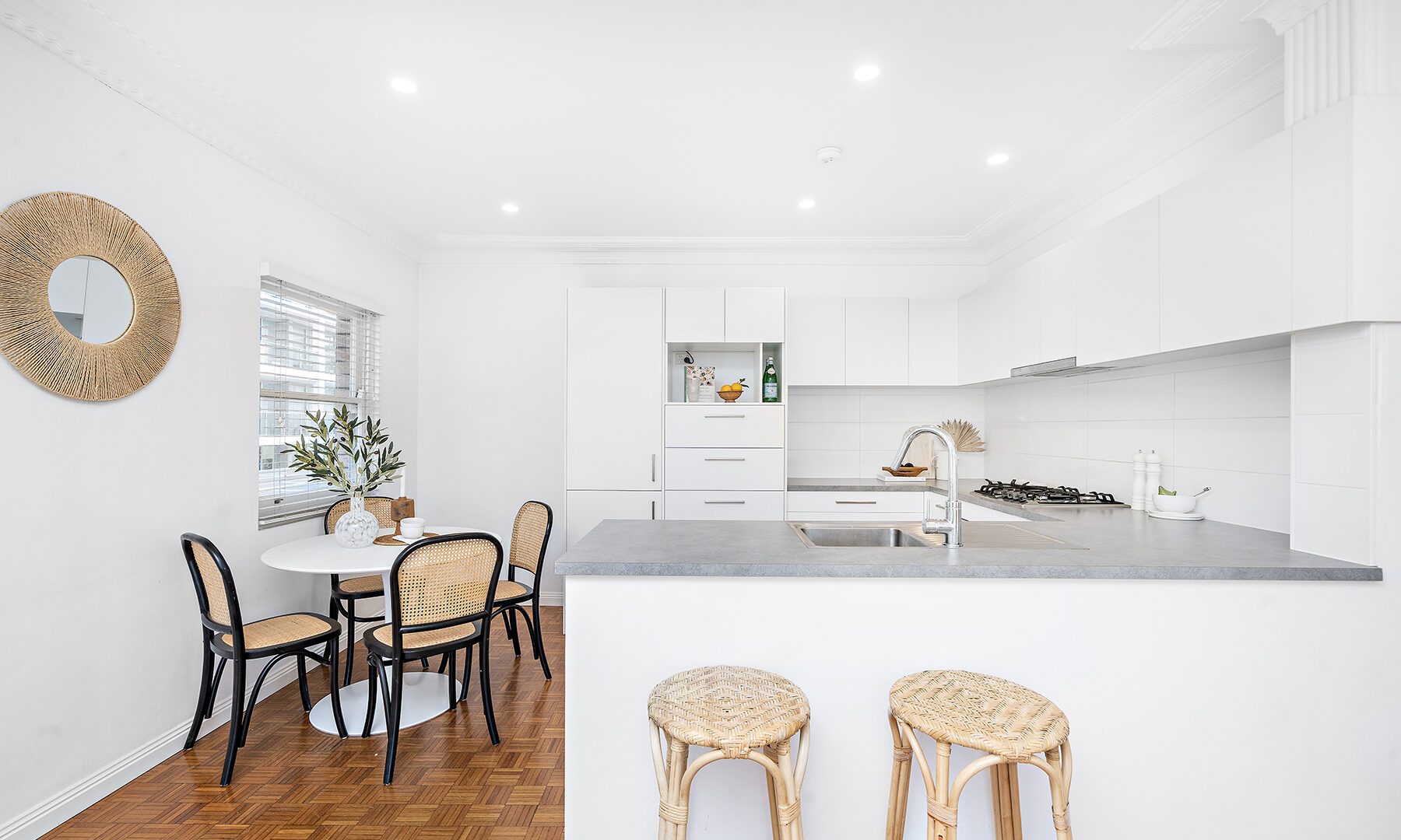 18/36 Kembla Street, Wollongong NSW 2500 - photo 2
