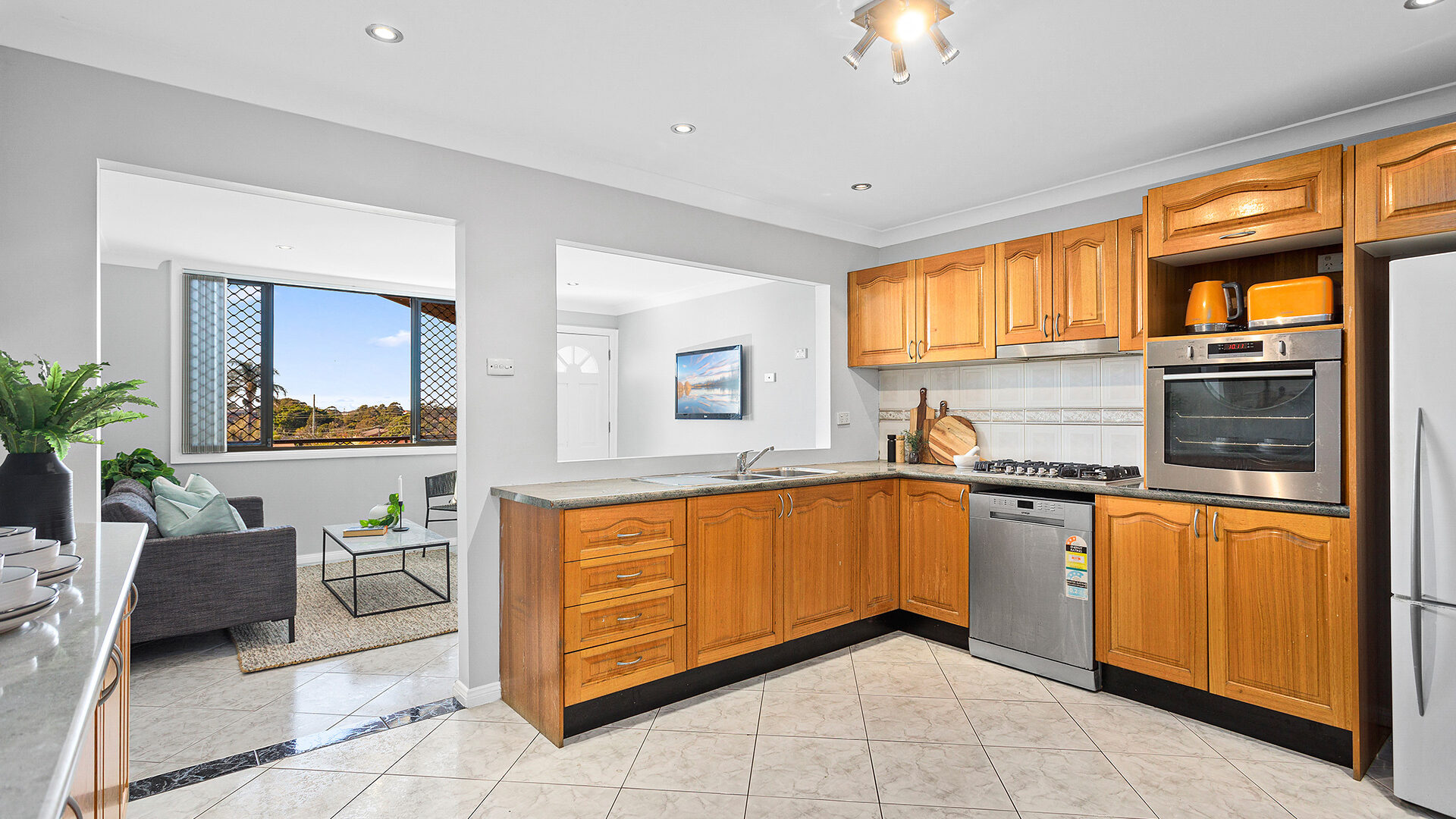 103 Lake Avenue, Cringila NSW 2502 - photo 4