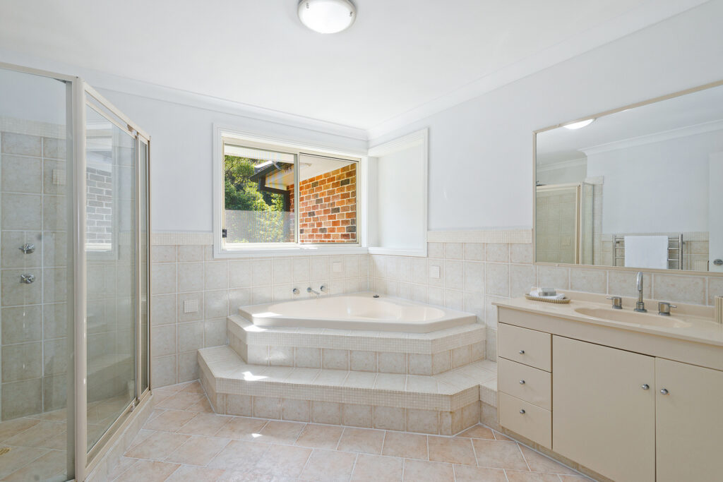 Sold - 32 Squires Crescent - New Property in Coledale - Real Estate by Vanessa Denison-Pender