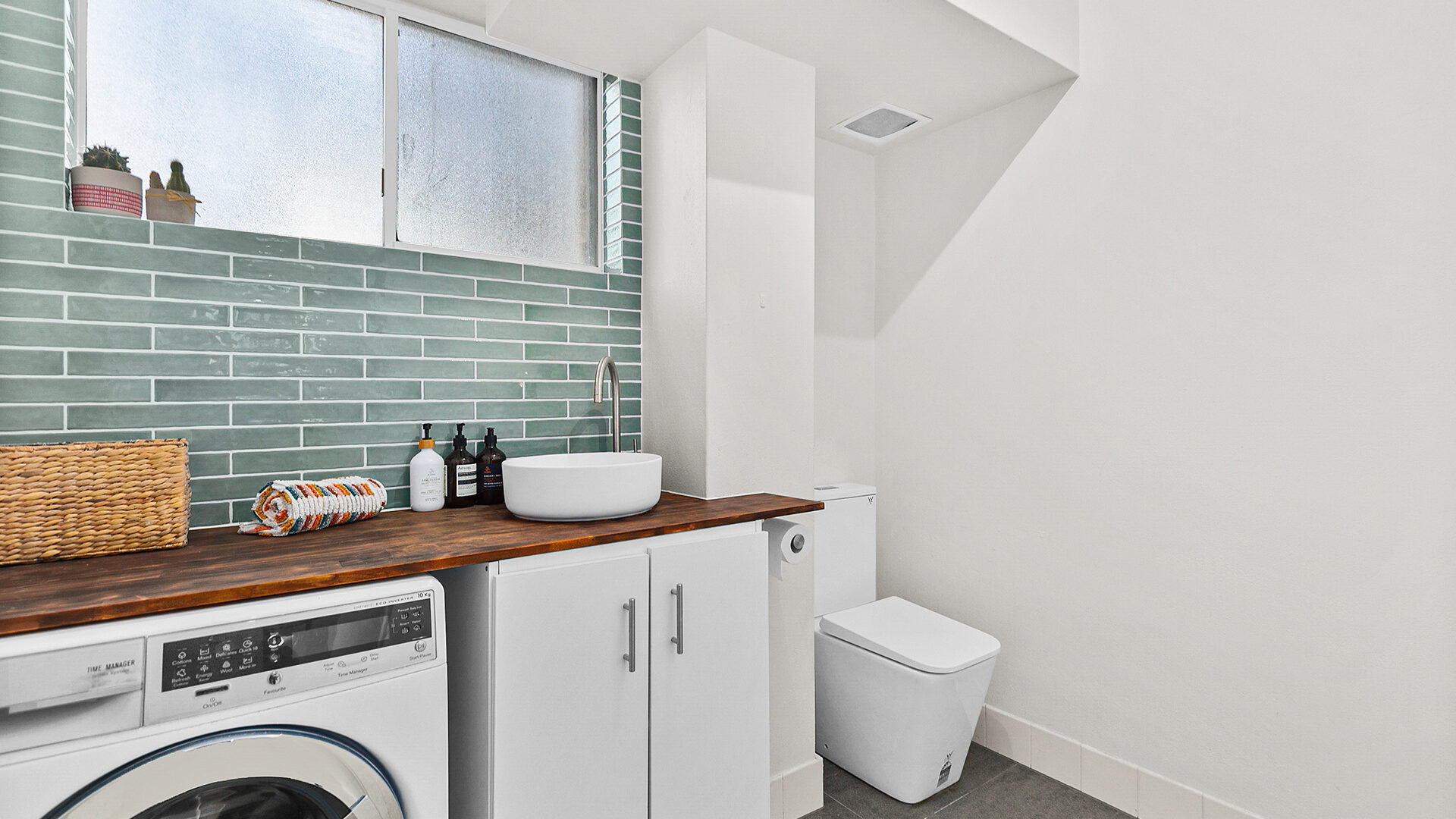 Sold - 1/44 Redman Avenue - New Property in Thirroul - Real Estate by 