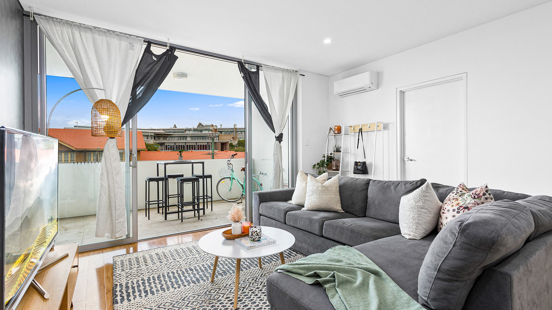 119/22 Gladstone Avenue, Wollongong NSW 2500 - photo 2