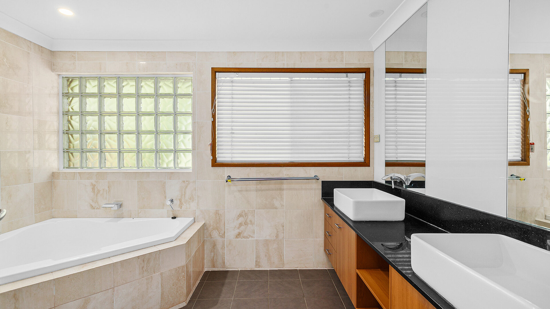 Sold - 47 Springfield Avenue - New Property in Figtree - Real Estate by David Greenwood
