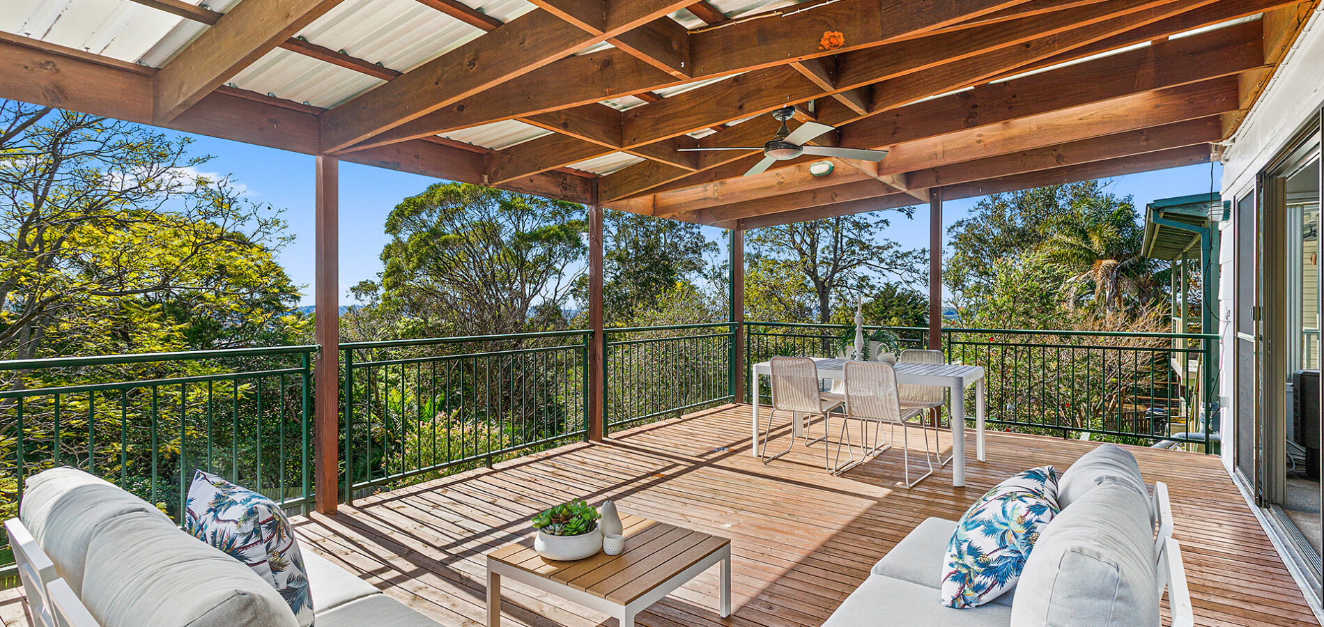 110 Panorama Drive, Farmborough Heights