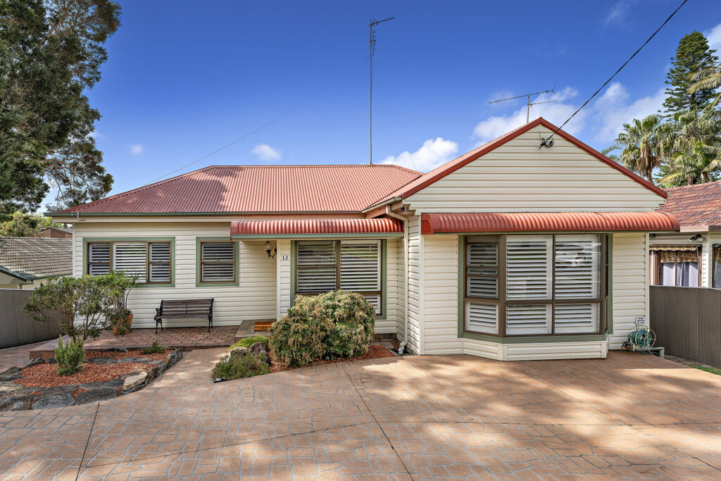 13 Robsons Road, Keiraville NSW 2500 - McGrath Illawarra