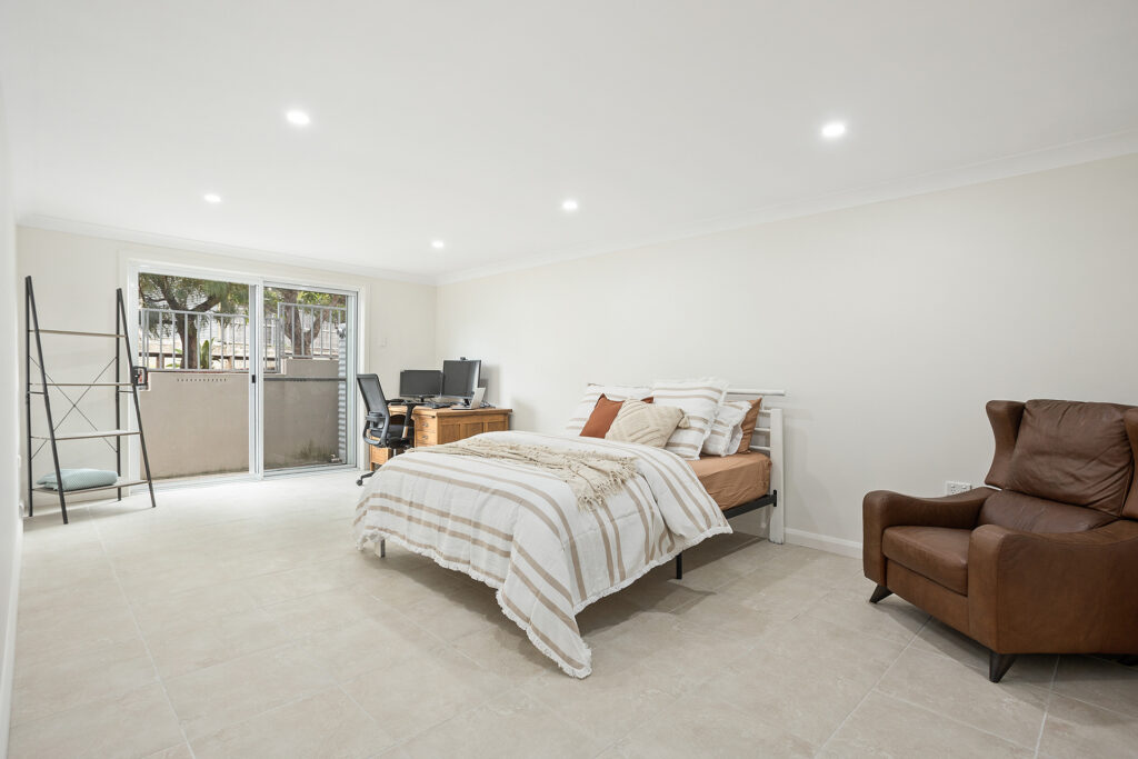 Sold - 48 Colgong Crescent - New Property in Towradgi - Real Estate by Christian Zeidler