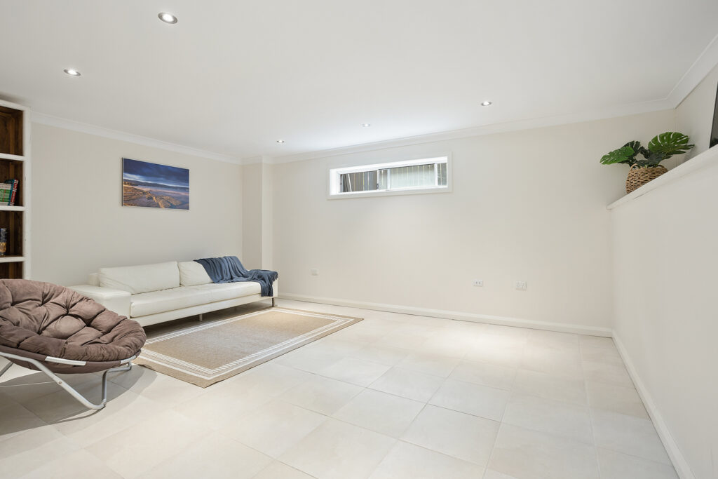Sold - 48 Colgong Crescent - New Property in Towradgi - Real Estate by Christian Zeidler