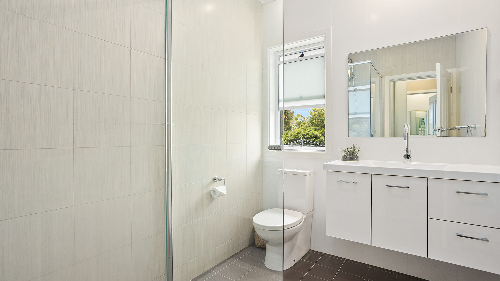 Sold - 48 Colgong Crescent - New Property in Towradgi - Real Estate by Christian Zeidler