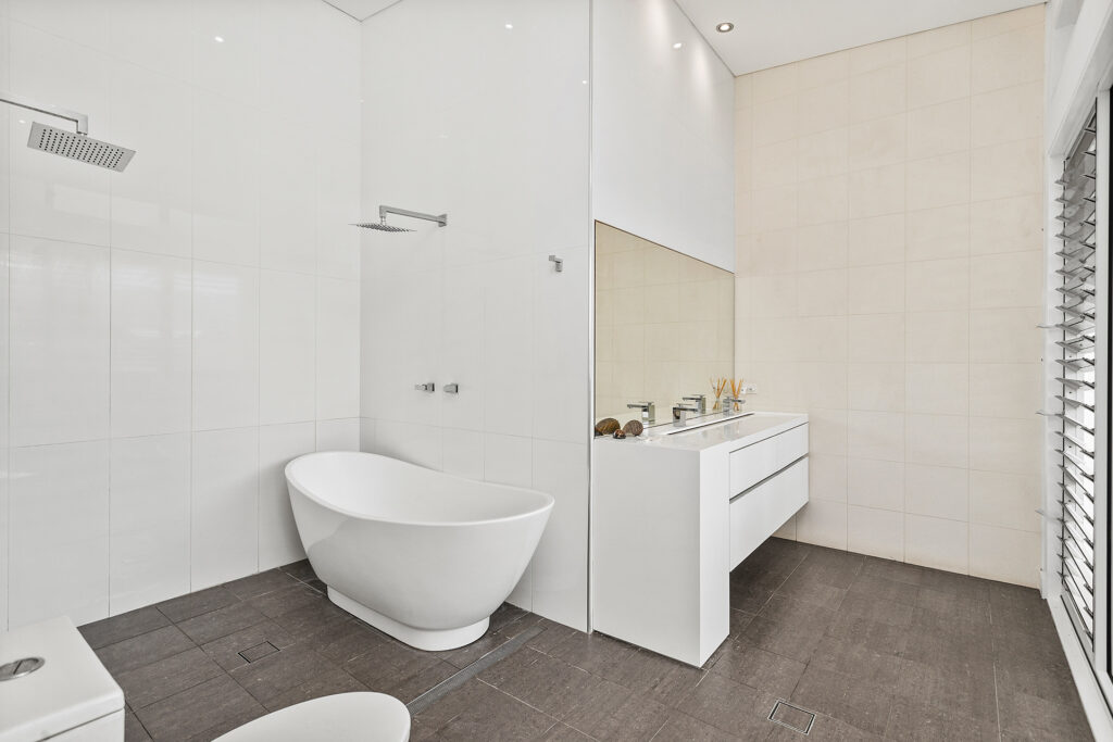 Sold - 6 Beach Drive - New Property in Woonona - Real Estate by Vanessa Denison-Pender
