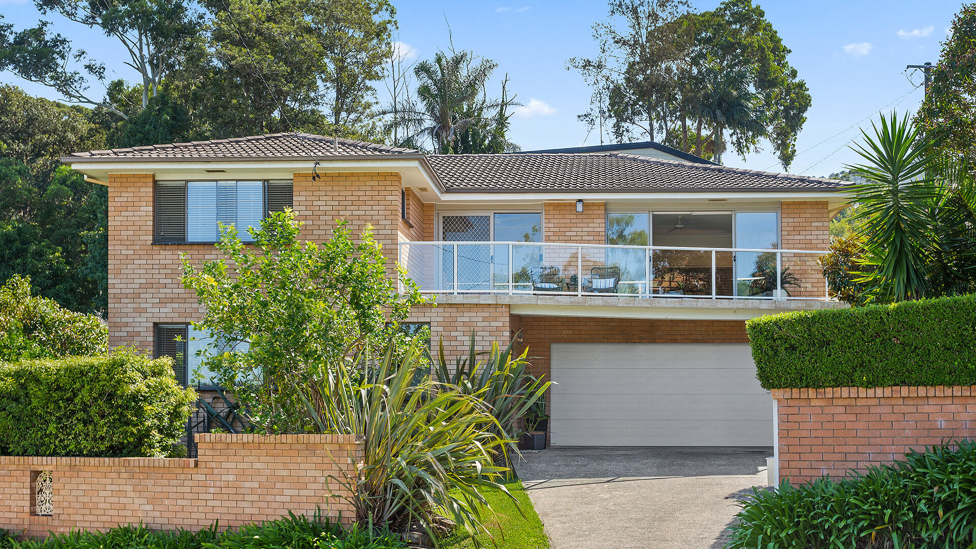 Sold - 8 Robinsville Crescent - New Property in Thirroul - Real Estate by Vanessa Denison-Pender