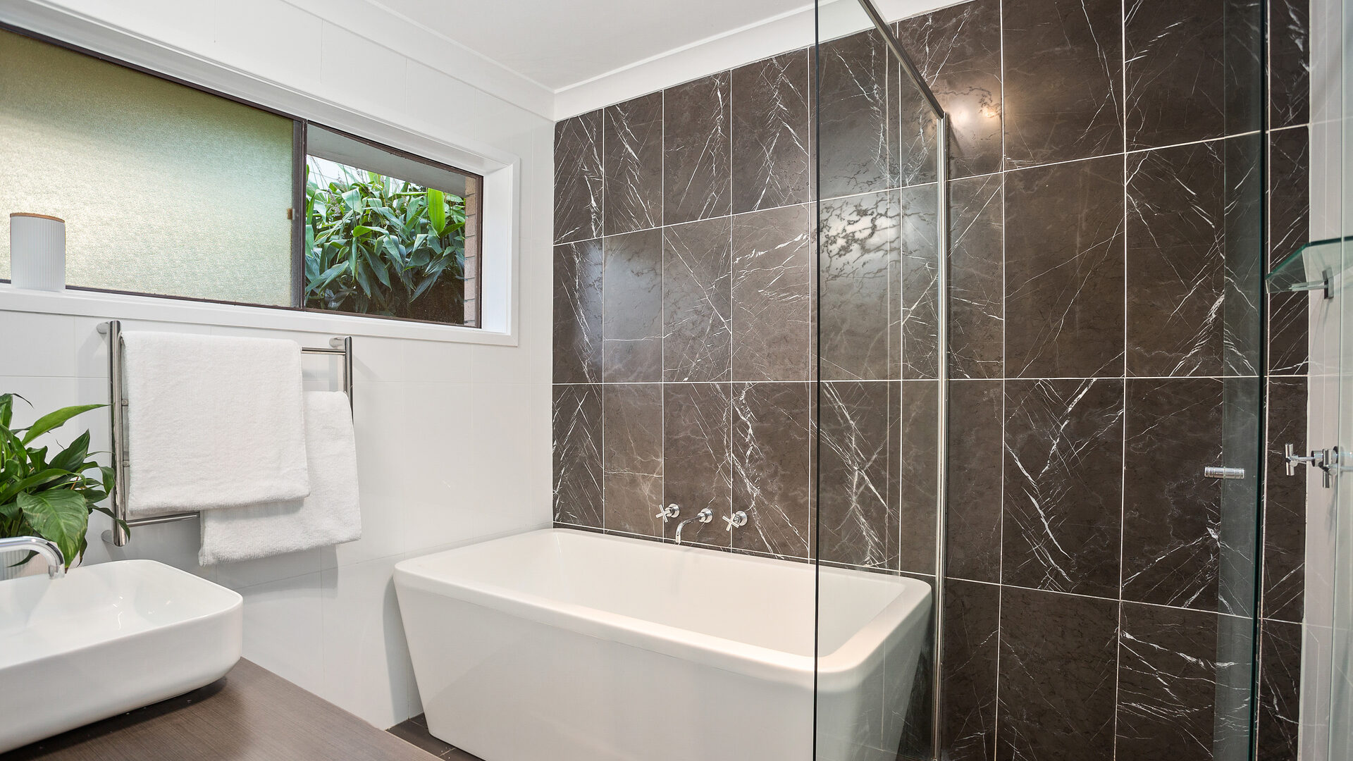 Sold - 8 Robinsville Crescent - New Property in Thirroul - Real Estate by Vanessa Denison-Pender