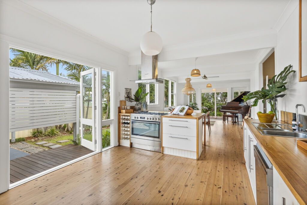 63 Dobbie Avenue, East Corrimal NSW 2518 - photo 2