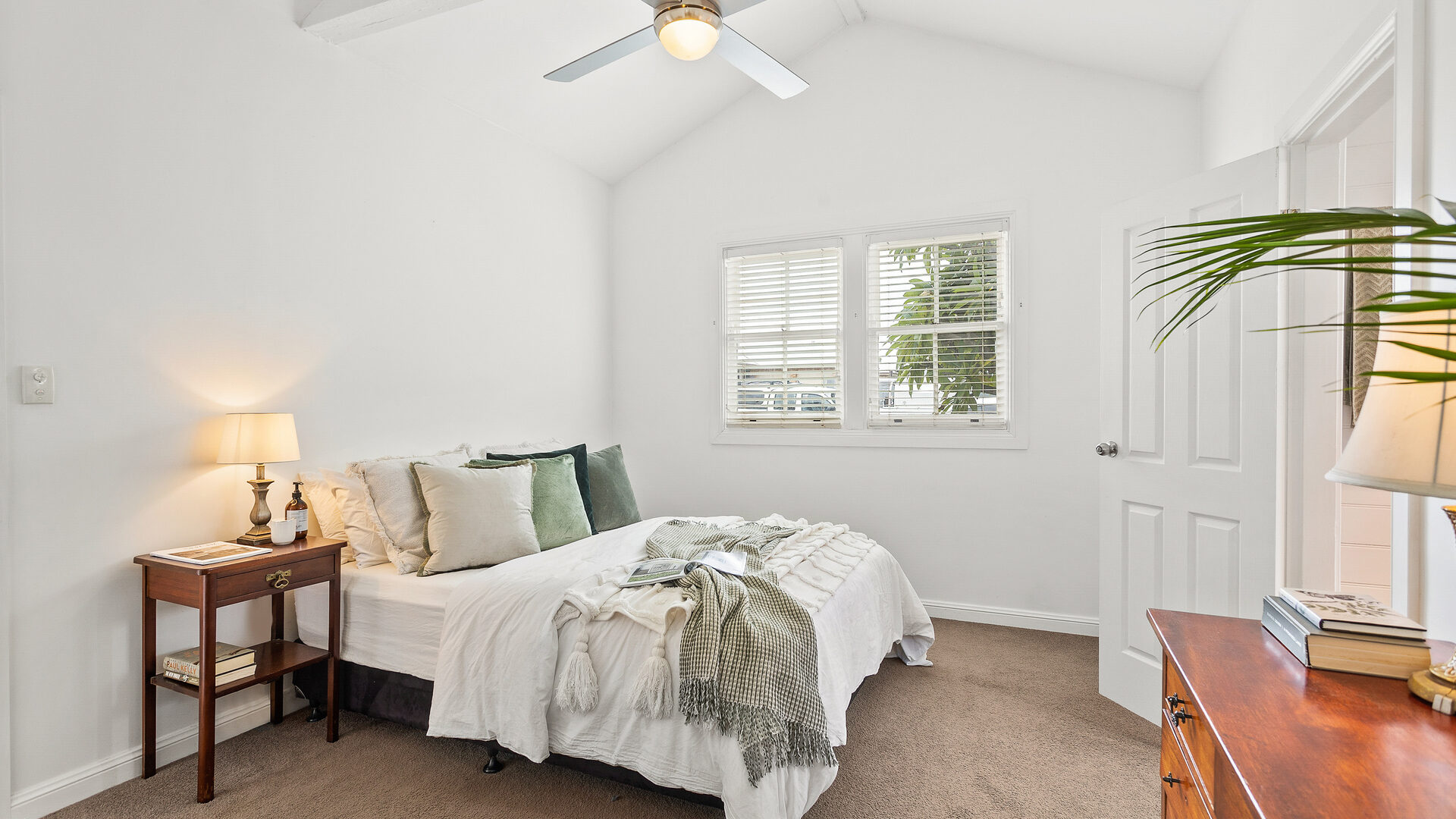 63 Dobbie Avenue, East Corrimal NSW 2518 - photo 7