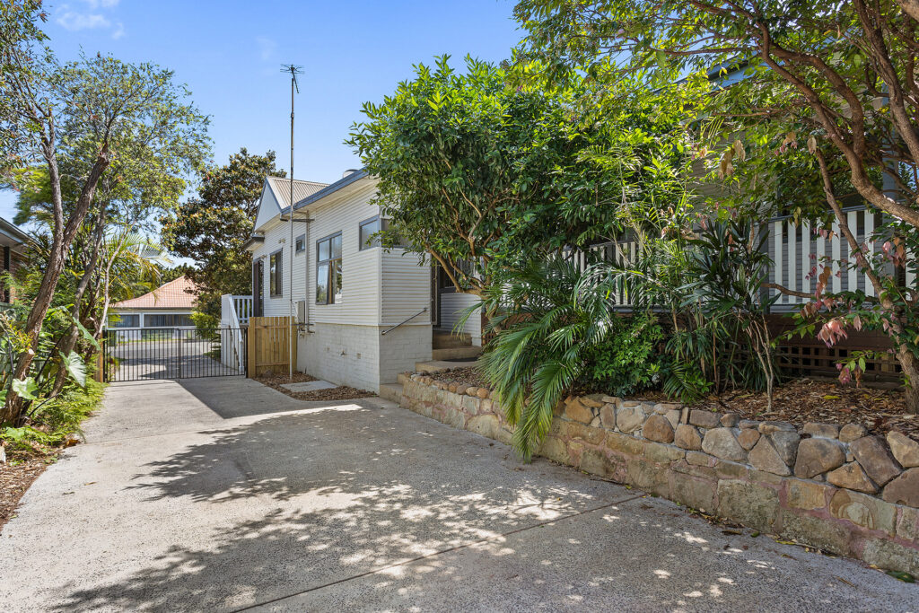 Sold - 15 Lachlan Street - New Property in Thirroul - Real Estate by Peter Armstrong