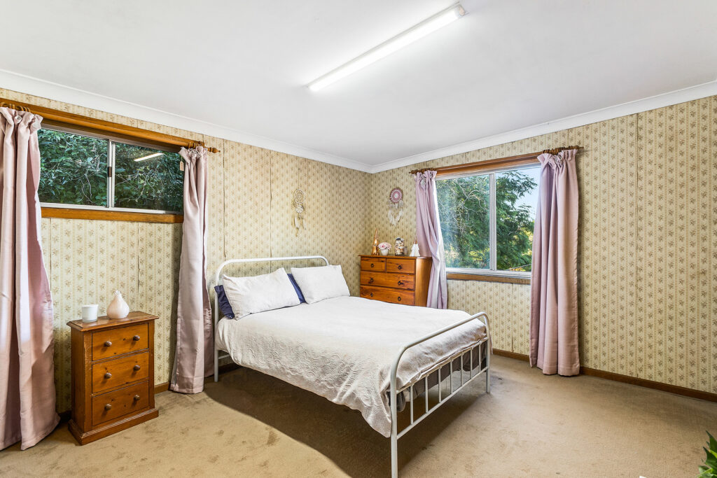 Sold - 45 Robinsville Crescent - New Property in Thirroul - Real Estate by Vanessa Denison-Pender