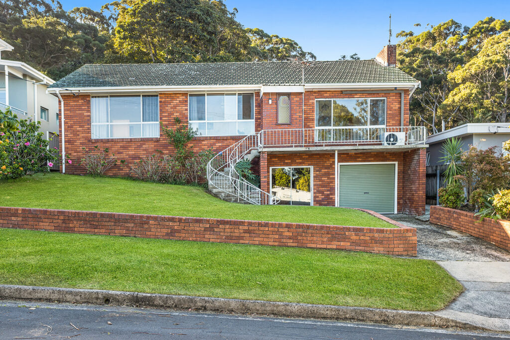 Sold - 45 Robinsville Crescent - New Property in Thirroul - Real Estate by Vanessa Denison-Pender