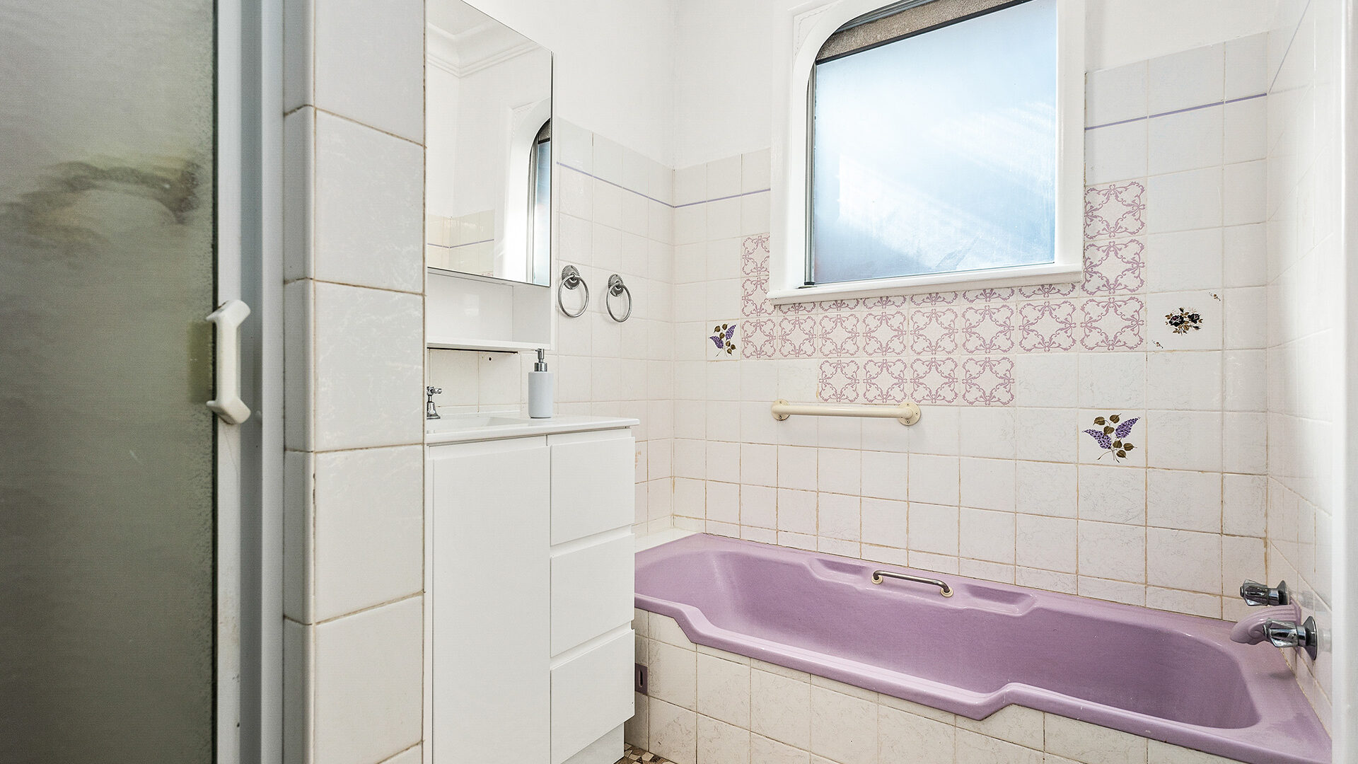 Sold - 45 Robinsville Crescent - New Property in Thirroul - Real Estate by Vanessa Denison-Pender