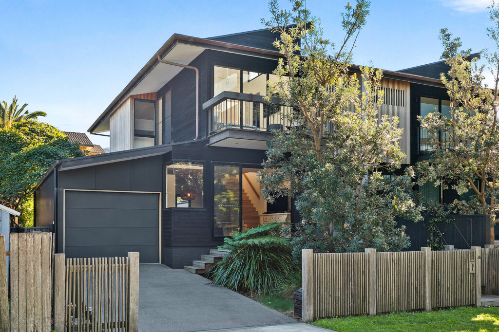 Sold - 26 Cliff Parade - New Property in Thirroul - Real Estate by 