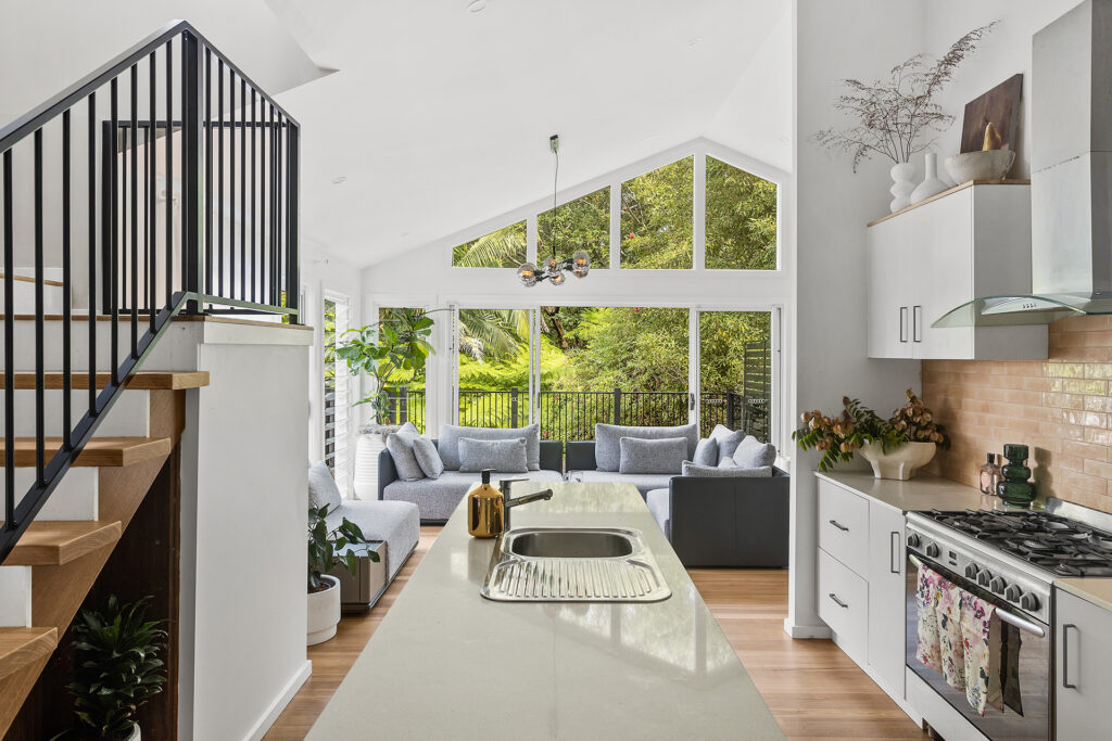Sold - 48 The Lookout - New Property in Thirroul - Real Estate by Vanessa Denison-Pender