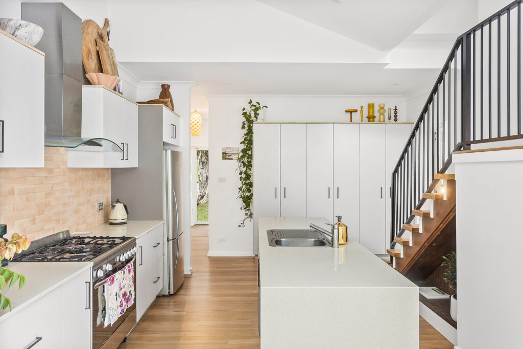 Sold - 48 The Lookout - New Property in Thirroul - Real Estate by Vanessa Denison-Pender