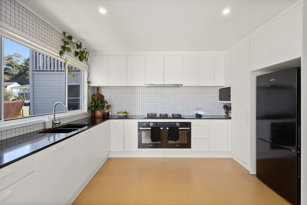 13 Nardoo Crescent, Thirroul NSW 2515 - photo 6