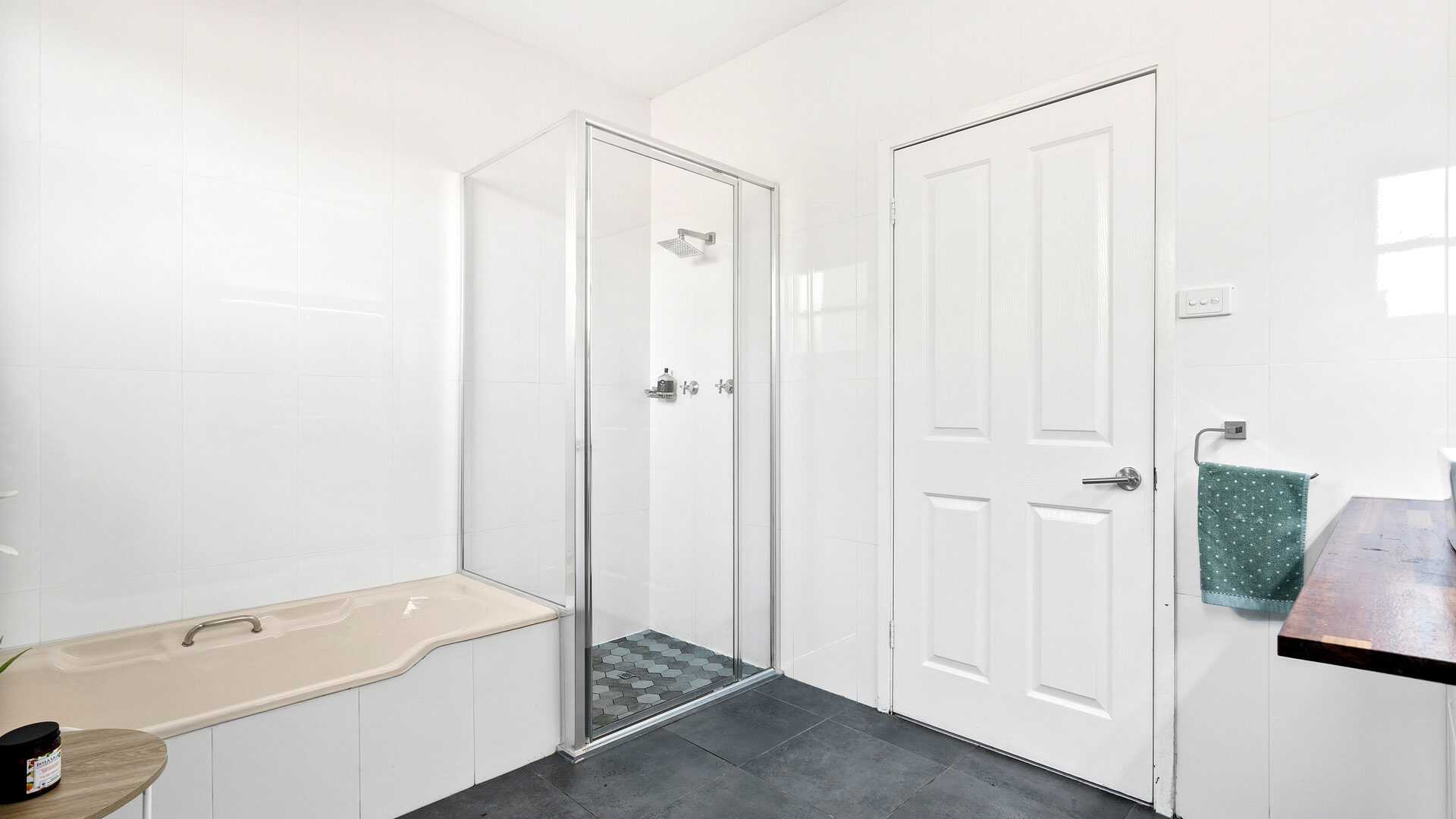 Sold - 102 Bellevue Road - New Property in Figtree - Real Estate by Andrew McLeod