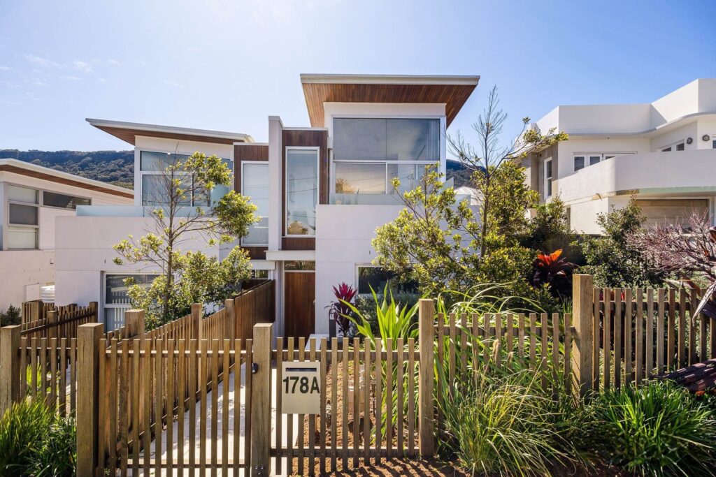 Sold - 178a Lawrence Hargrave Drive - New Property in Thirroul - Real Estate by Peter Armstrong