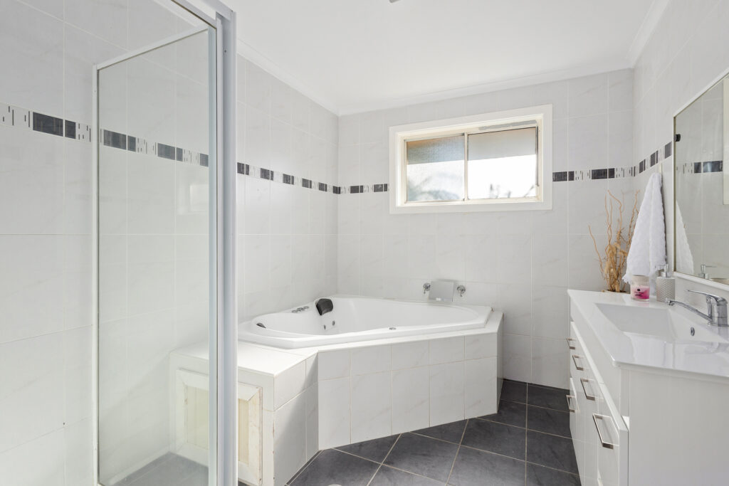Sold - 23 Parmenter Avenue - New Property in Corrimal - Real Estate by Andrew McLeod