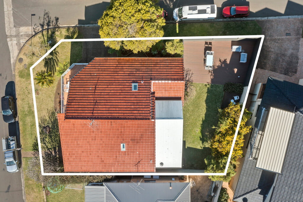 Sold - 18 Robinsville Crescent - New Property in Thirroul - Real Estate by Andrew McLeod