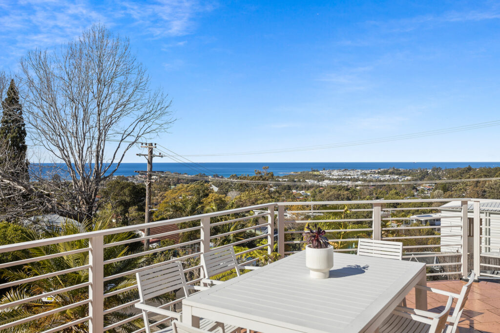 Sold - 18 Robinsville Crescent - New Property in Thirroul - Real Estate by Andrew McLeod