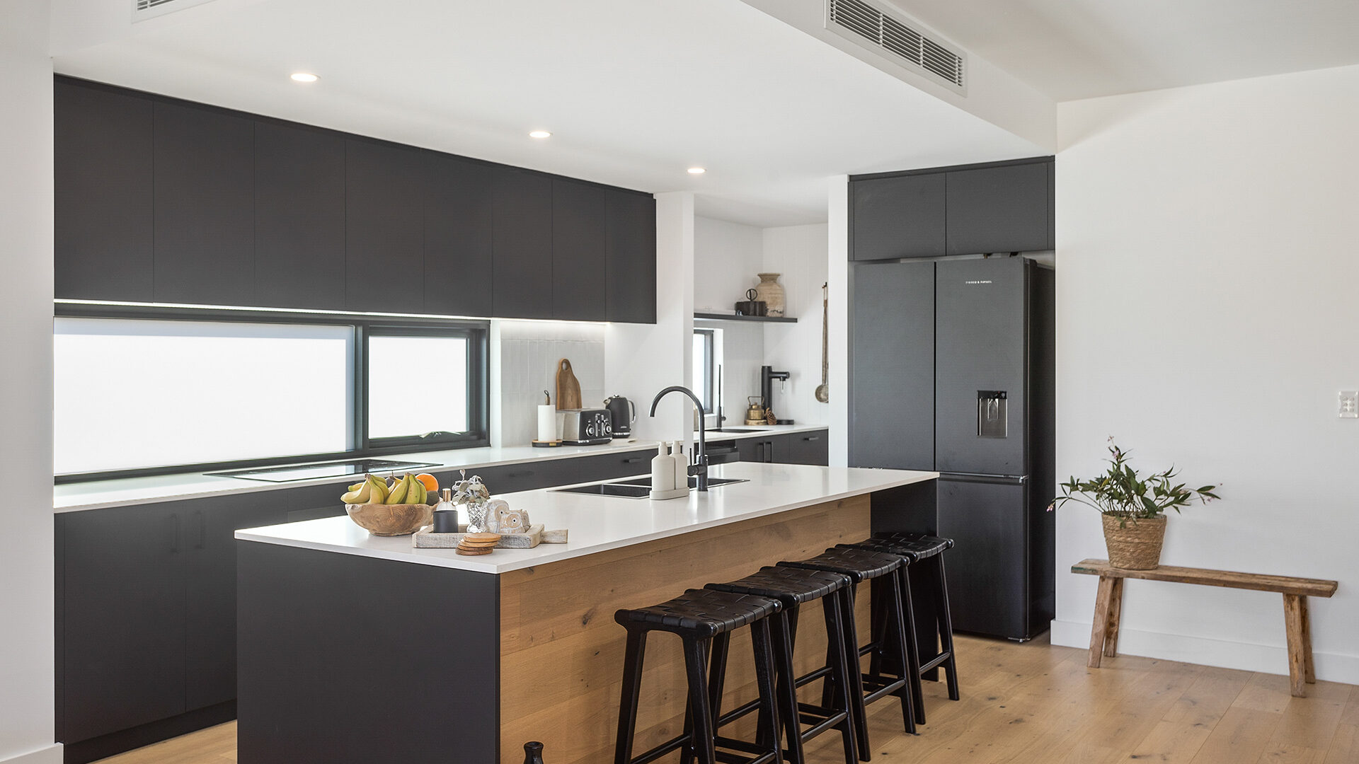 Sold - 6a Hewitts Avenue - New Property in Thirroul - Real Estate by Vanessa Denison-Pender