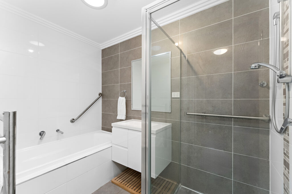 Sold - 39 Wallbank Way - New Property in Bulli - Real Estate by Peter Armstrong