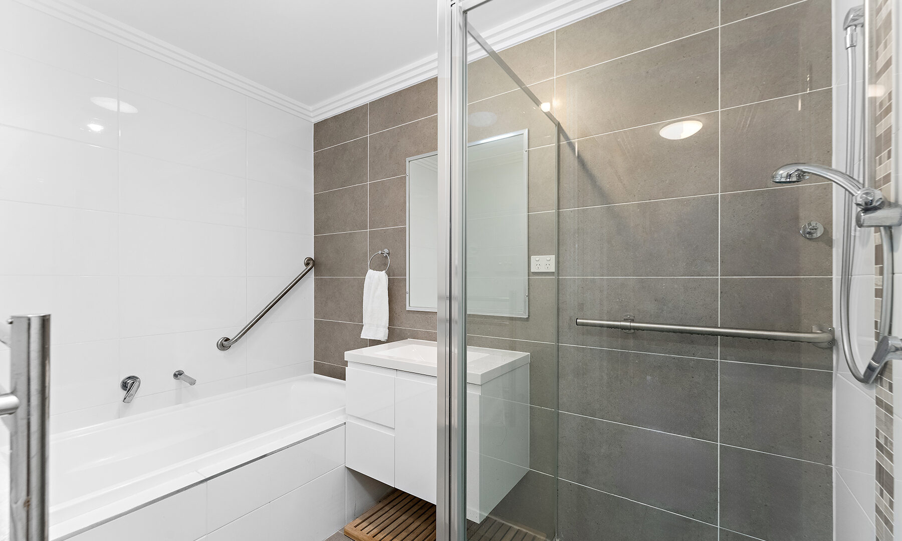 Sold - 39 Wallbank Way - New Property in Bulli - Real Estate by Peter Armstrong