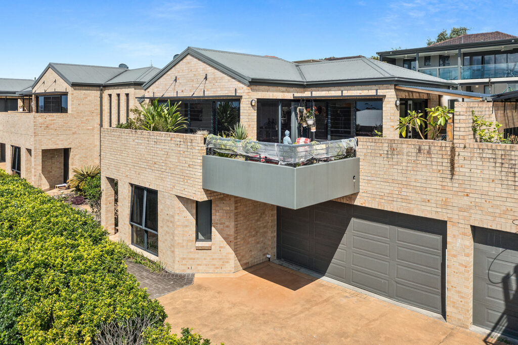 Sold - 4/37 The Avenue - New Property in Corrimal - Real Estate by 