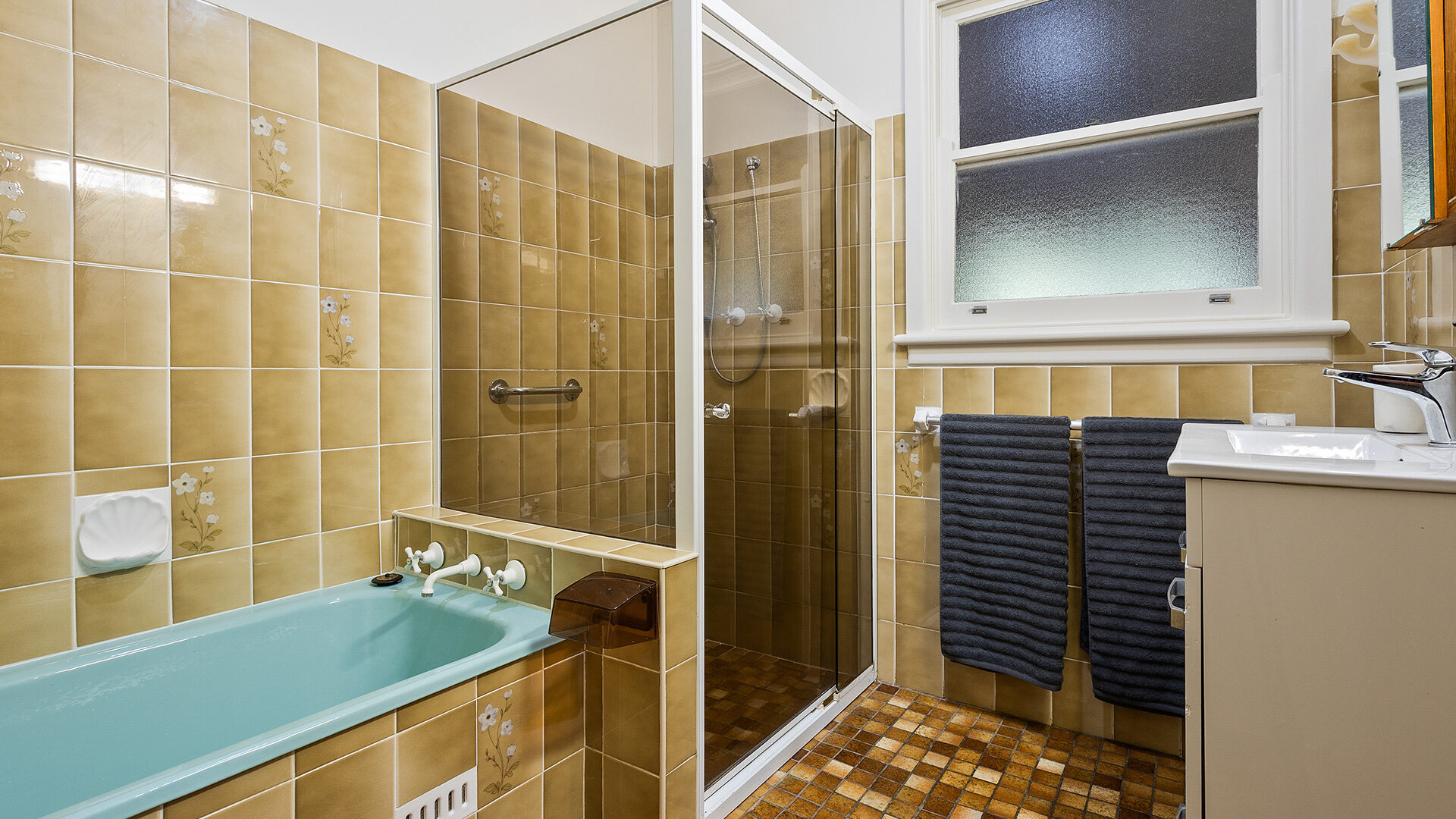 Sold - 26 Buttenshaw Place - New Property in Austinmer - Real Estate by Vanessa Denison-Pender
