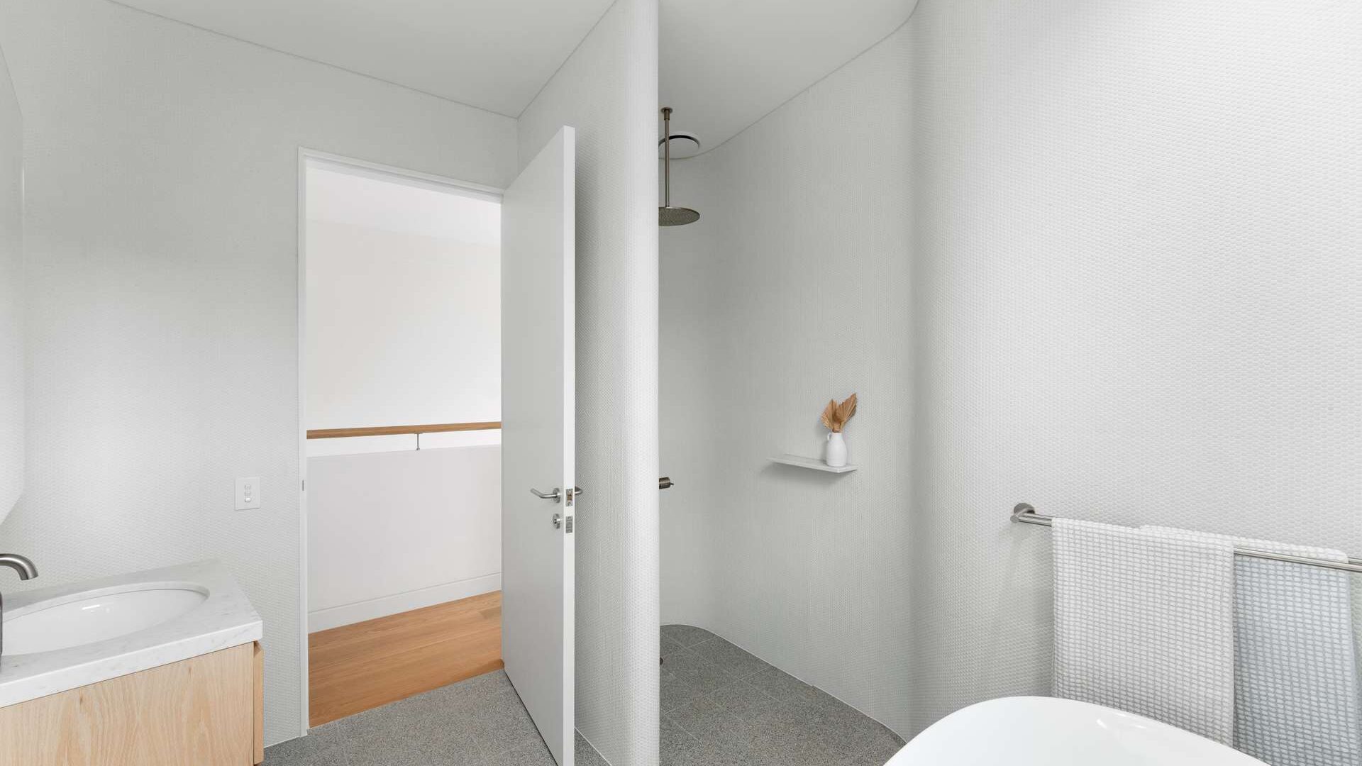 Sold - 107b The Drive - New Property in Stanwell Park - Real Estate by Vanessa Denison-Pender