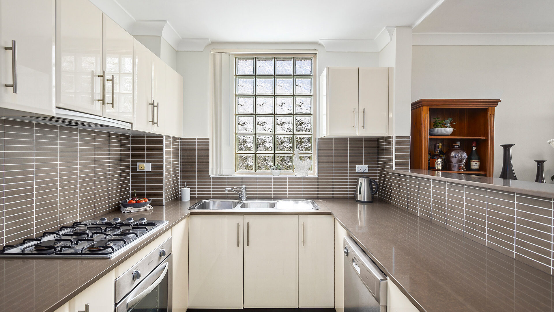 Sold - 14/5-7 Princes Highway - New Property in Figtree - Real Estate by Andrew McLeod