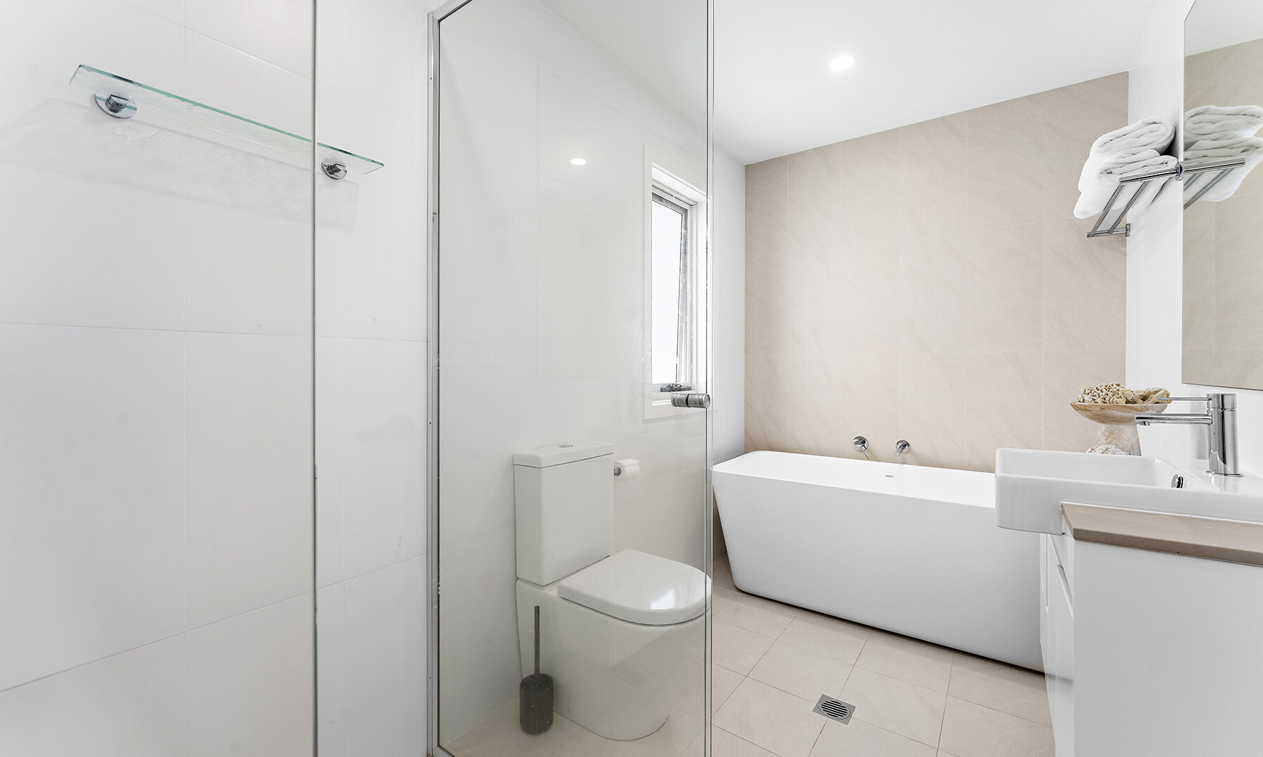 Sold - 1/208 Princes Highway - New Property in Bulli - Real Estate by Peter Armstrong