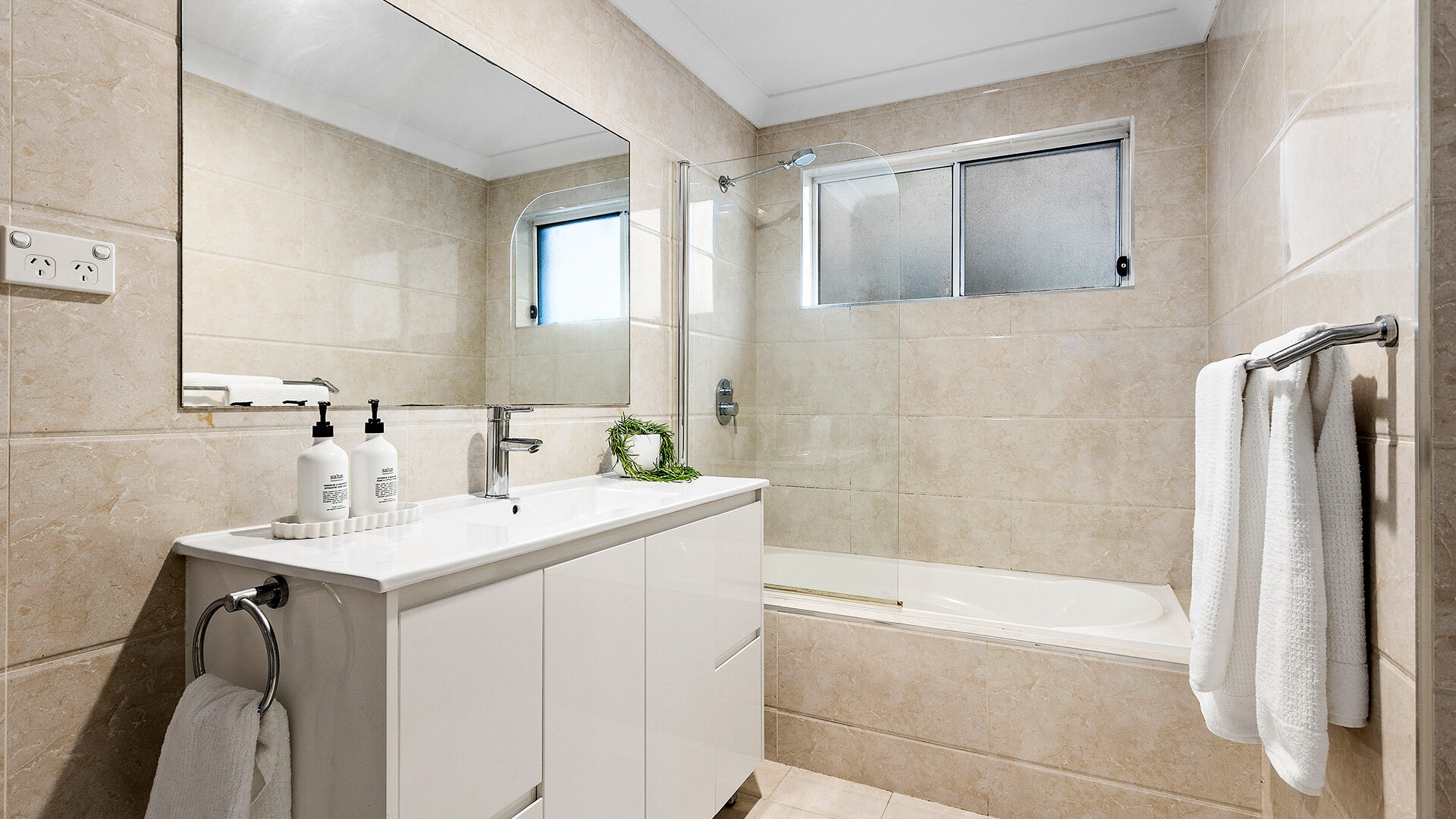 Sold - 2/11 Phillips Avenue - New Property in West Wollongong - Real Estate by Alisa Sturluson