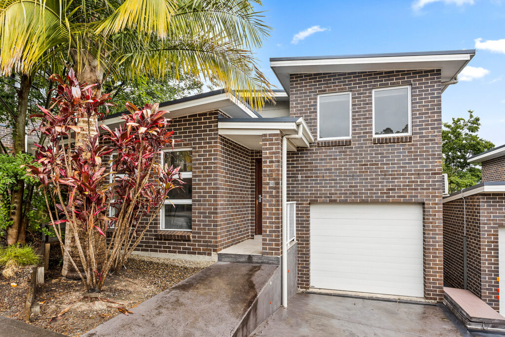 Sold - 2/11 Phillips Avenue - New Property in West Wollongong - Real Estate by Alisa Sturluson