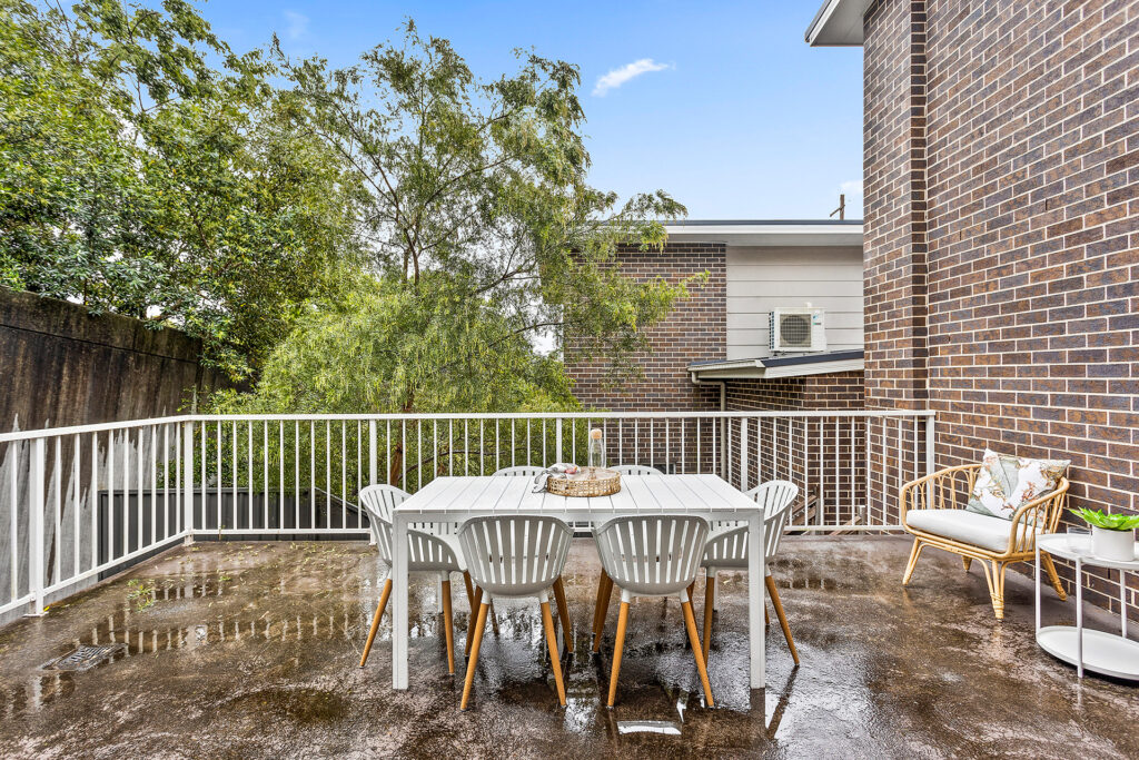 Sold - 2/11 Phillips Avenue - New Property in West Wollongong - Real Estate by Alisa Sturluson