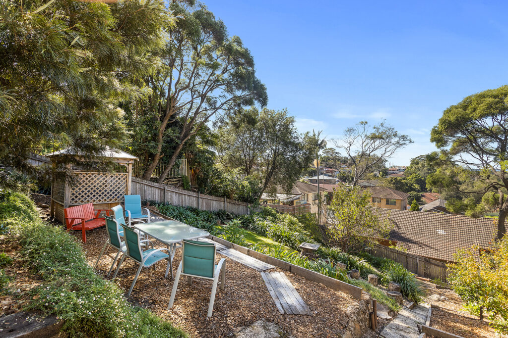 Sold - 25 Iris Avenue - New Property in Coniston - Real Estate by Andrew McLeod
