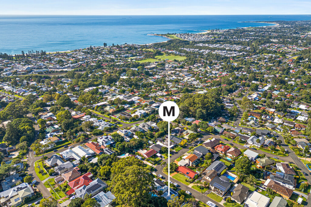 16 Nardoo Crescent, Thirroul NSW 2515 - photo 3