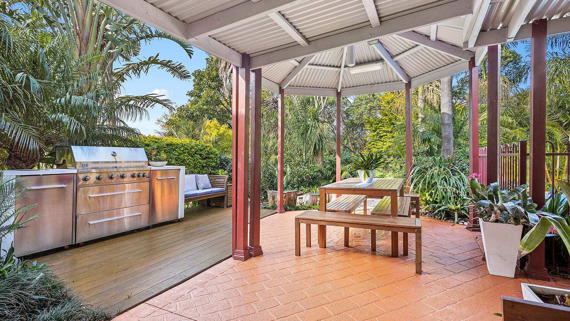 Sold - 45 Taminga Crest - New Property in Cordeaux Heights - Real Estate by Christian Zeidler