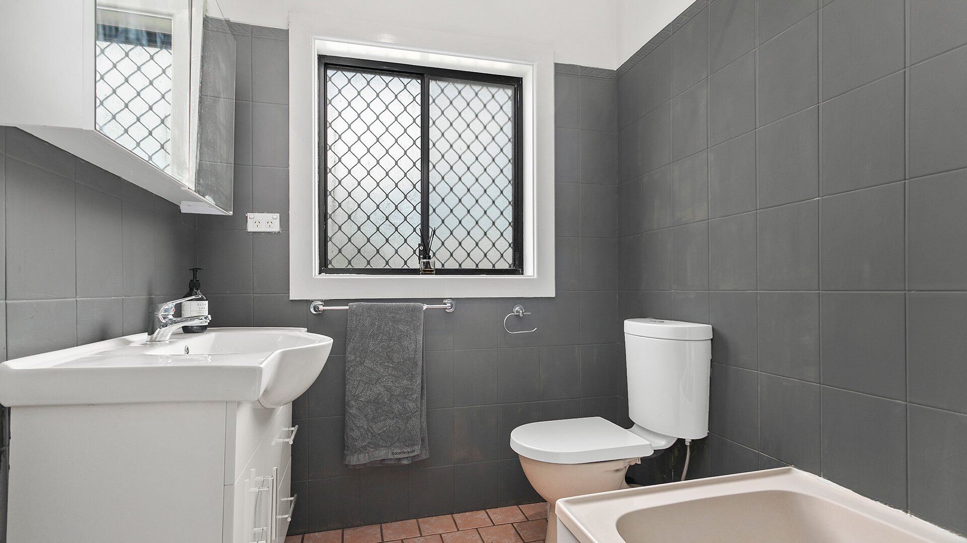 Sold - 141 Gladstone Avenue - New Property in Coniston - Real Estate by Simon 
