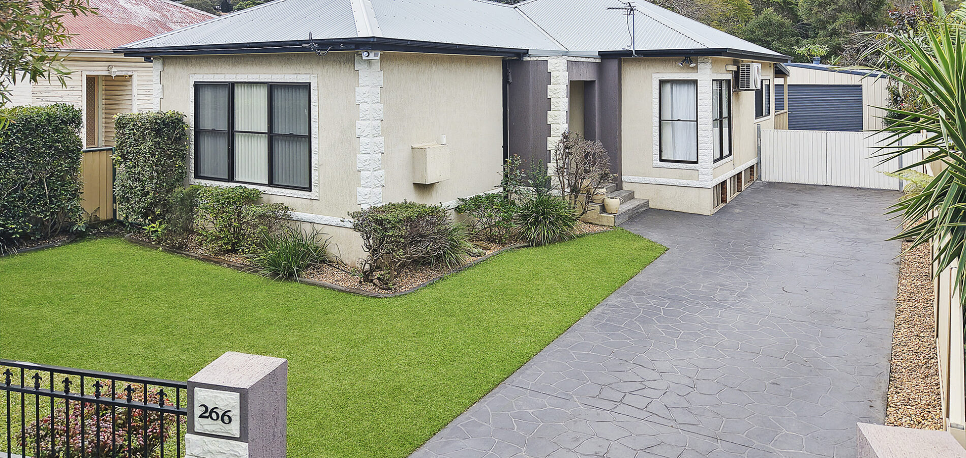 266 Gladstone Avenue, Mount Saint Thomas