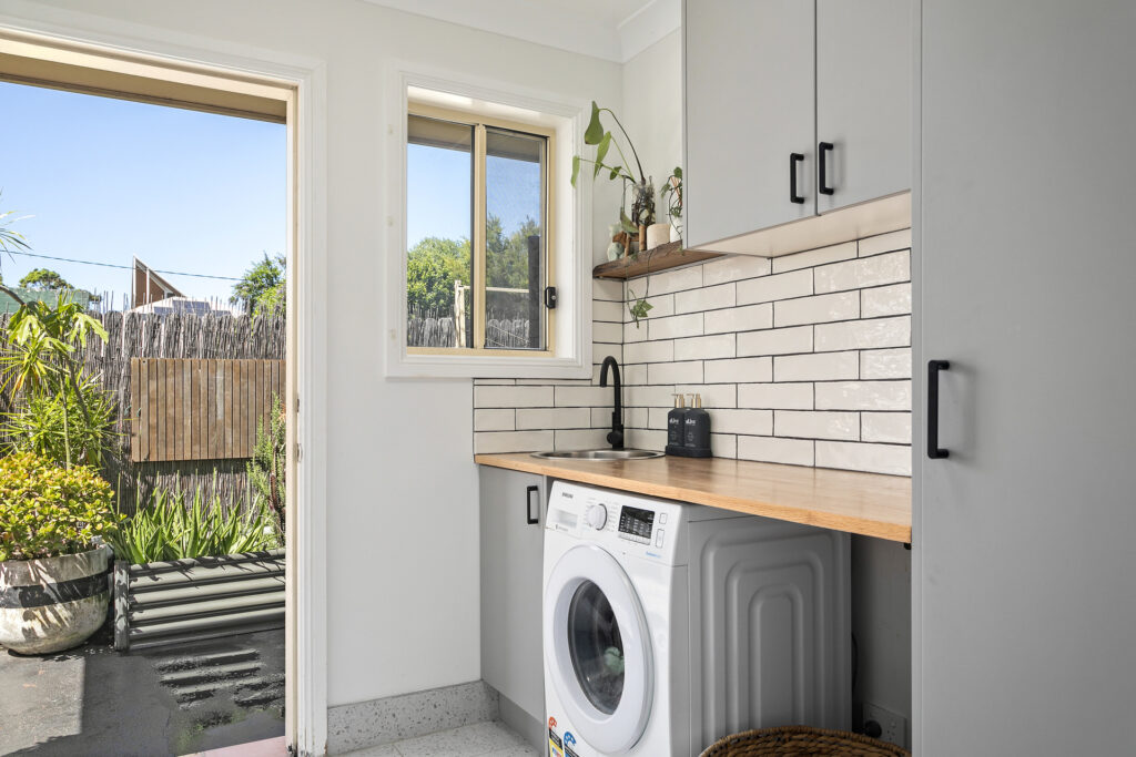 Sold - 2/386-388 Lawrence Hargrave Drive - New Property in Thirroul - Real Estate by Peter Armstrong